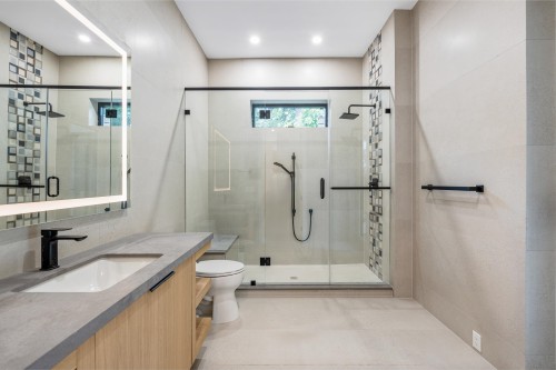 5773 Primrose Place, West Vancouver, BC 