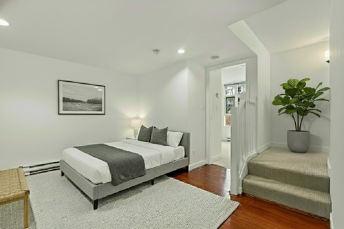 1468 Cedar Cottage Mews, Vancouver, BC 