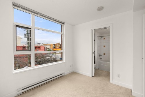 1468 Cedar Cottage Mews, Vancouver, BC 