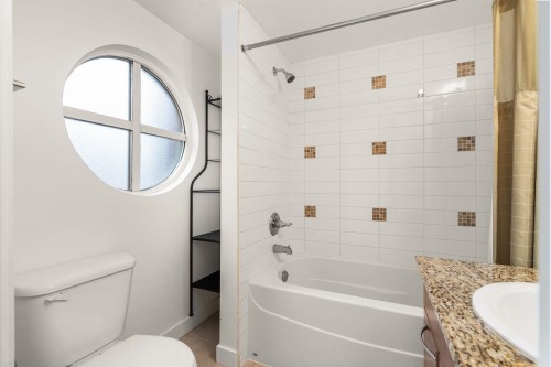 1468 Cedar Cottage Mews, Vancouver, BC 