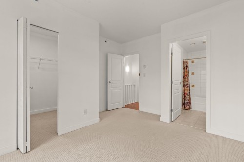 1468 Cedar Cottage Mews, Vancouver, BC 