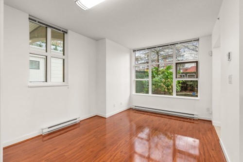 1468 Cedar Cottage Mews, Vancouver, BC 