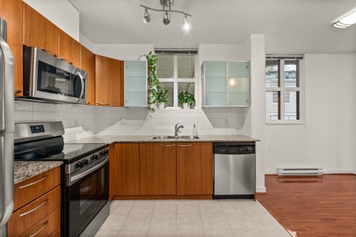 1468 Cedar Cottage Mews, Vancouver, BC 