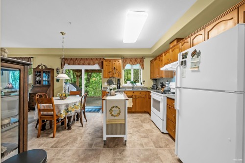 13546 232 Street, Maple Ridge, BC 