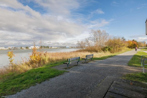 4991 Westminster Highway, Richmond, BC 