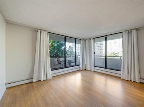 701-7171 Beresford Street, Burnaby, BC 