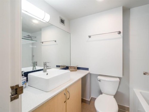 701-7171 Beresford Street, Burnaby, BC 