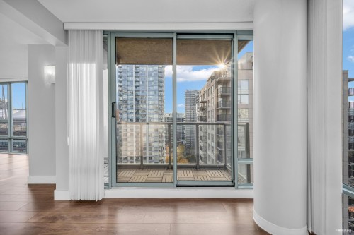1802-930 Cambie Street, Vancouver, BC 