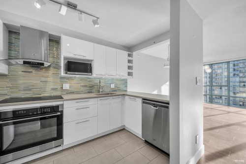 1802-930 Cambie Street, Vancouver, BC 