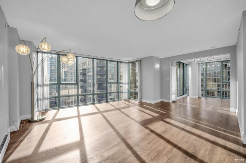 1802-930 Cambie Street, Vancouver, BC 