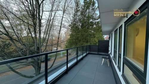 2428 Fraser Street, Vancouver, BC 