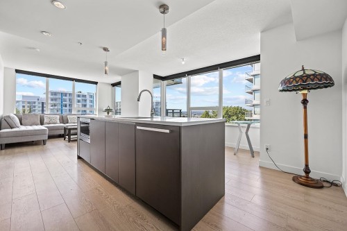 1609-3233 Ketcheson Road  Richmond, BC V6X 0R3