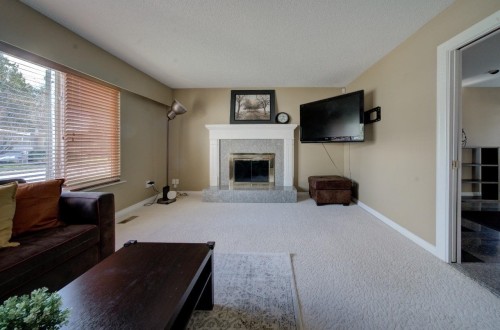 704 Macintosh Street, Coquitlam, BC 