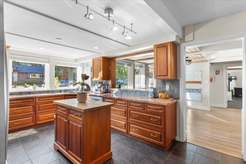 12350 Carlton Street, Maple Ridge, BC 