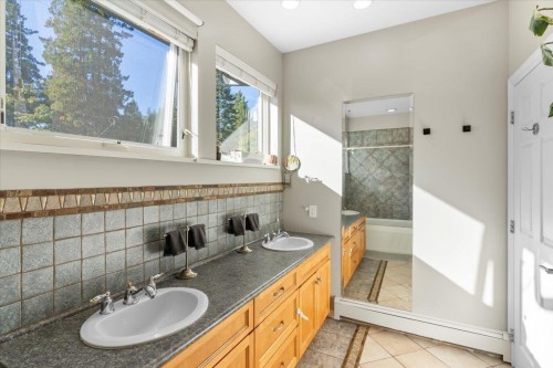 12350 Carlton Street, Maple Ridge, BC 