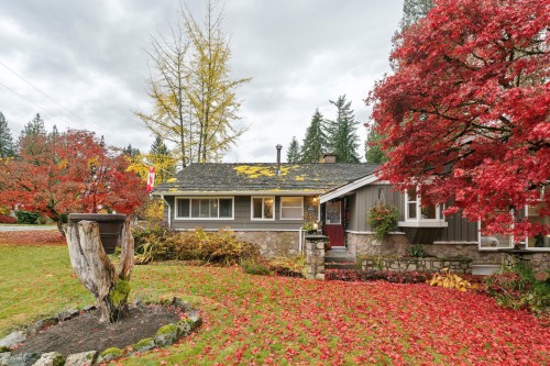 1501 Marine Crescent, Coquitlam, BC 