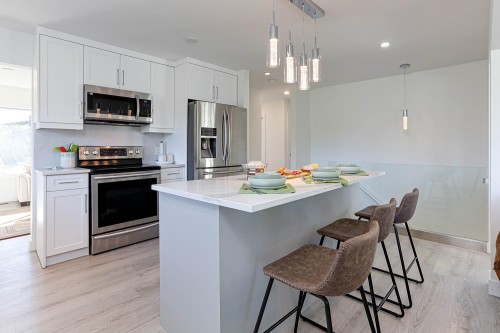 4254 Caddy Road, North Vancouver, BC 