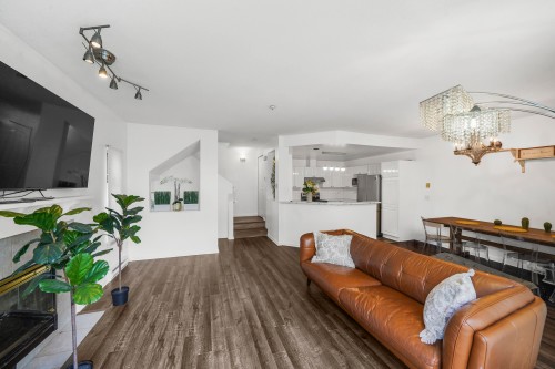 63-2422 Hawthorne Avenue  Port Coquitlam, BC V3C 6K7