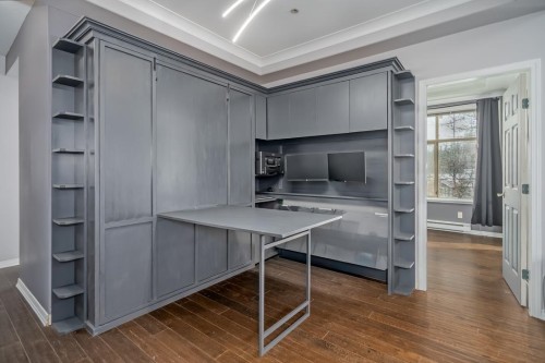 405-3176 Plateau Boulevard, Coquitlam, BC 