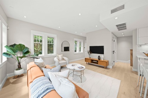 1458 45Th Avenue W, Vancouver, BC 