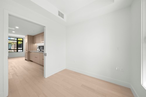 6272 Oak Street, Vancouver, BC 