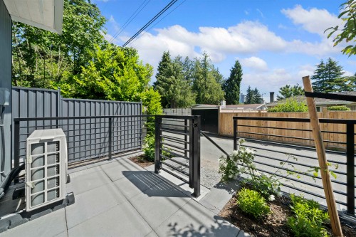 6272 Oak Street, Vancouver, BC 