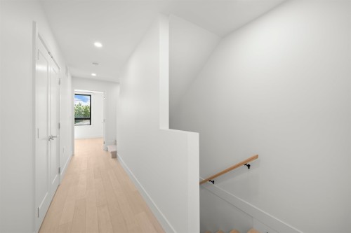 6272 Oak Street, Vancouver, BC 