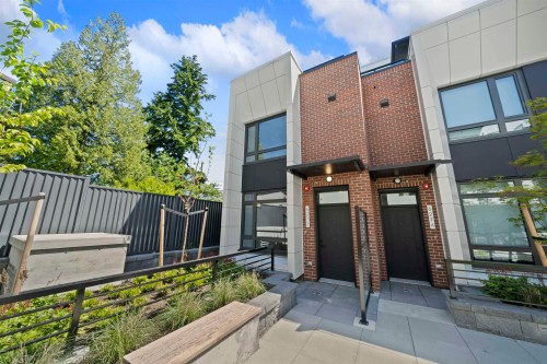 6272 Oak Street, Vancouver, BC 