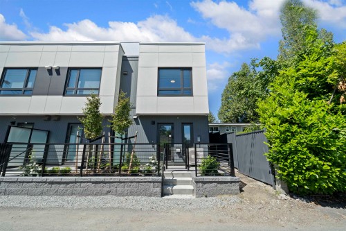 6272 Oak Street, Vancouver, BC 