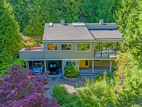 4623 Caulfeild Drive  West Vancouver, BC V7W 1E9
