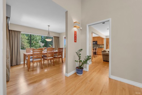 4623 Caulfeild Drive, West Vancouver, BC 