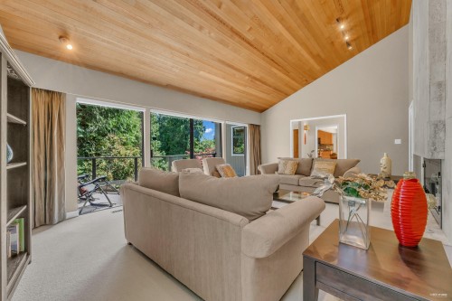 4623 Caulfeild Drive, West Vancouver, BC 