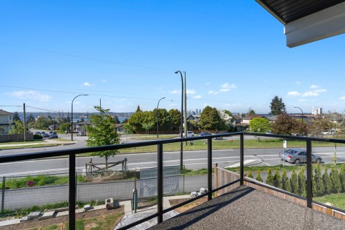 340 Keith Road E, North Vancouver, BC 