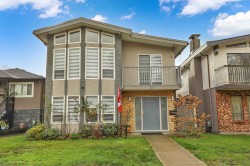 2624 Kitchener Street  Vancouver, BC V5K 3C8