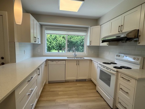 7231 Steveston Highway, Richmond, BC 