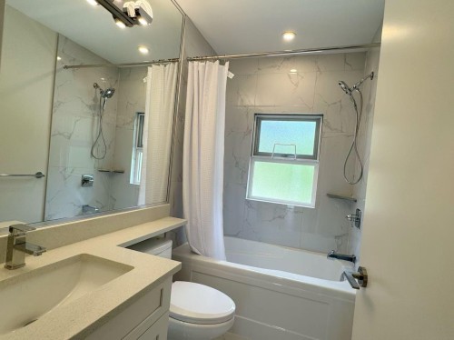 7231 Steveston Highway, Richmond, BC 