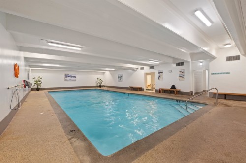 201-2012 Fullerton Avenue, North Vancouver, BC 