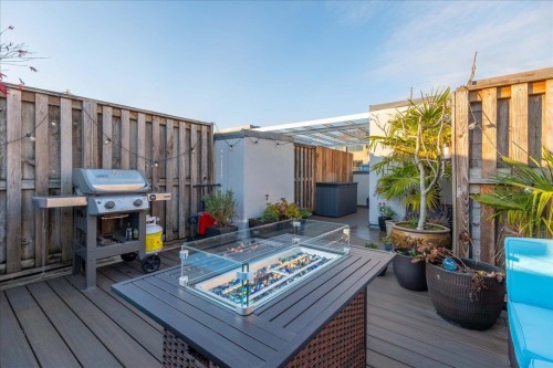 1846 1St Avenue W, Vancouver, BC 