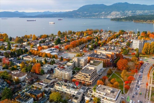 1846 1St Avenue W, Vancouver, BC 