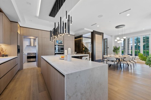 4141 Burkehill Road, West Vancouver, BC 