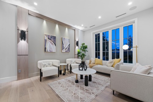 4141 Burkehill Road, West Vancouver, BC 