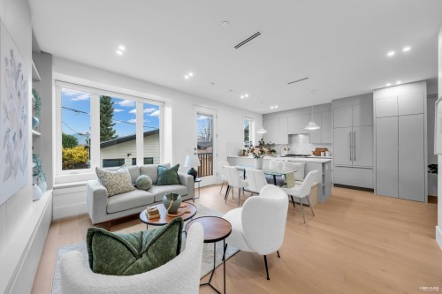 2917 Charles Street, Vancouver, BC 