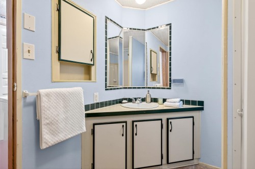 171-145 King Edward Street, Coquitlam, BC 