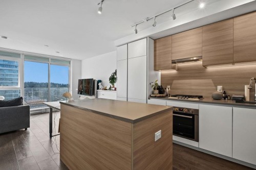 2601-652 Whiting Way, Coquitlam, BC 