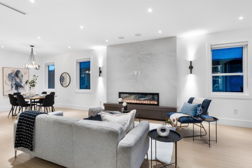 6918 Union Street, Burnaby, BC 