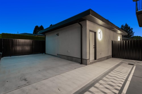 6918 Union Street, Burnaby, BC 