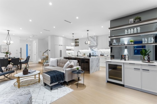 6916 Union Street, Burnaby, BC 