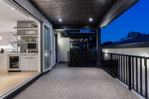 6916 Union Street, Burnaby, BC 