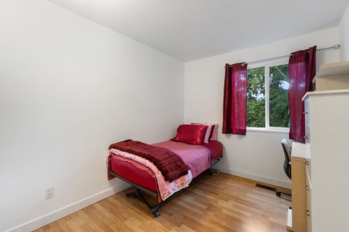 2082 Springer Avenue, Burnaby, BC 