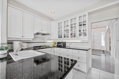 7362 Waverley Avenue, Burnaby, BC 